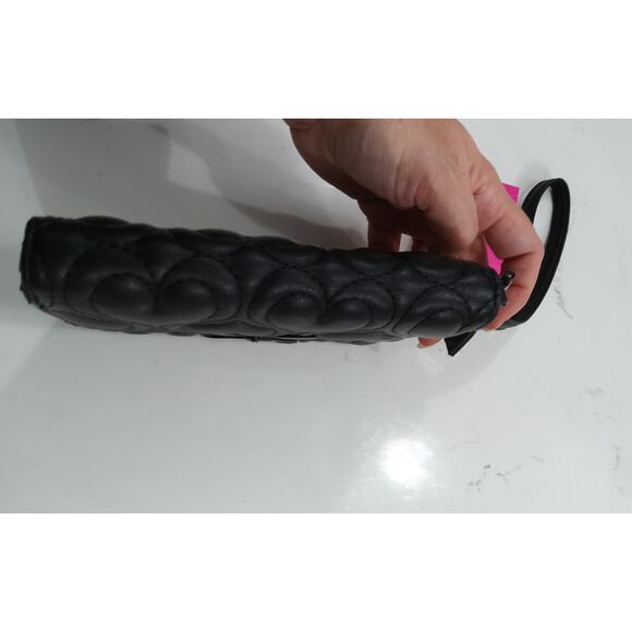 NWT Betsey Johnson black Kara wallet Quilted heart detail 7x4in zip closure glam - Picture 9 of 9